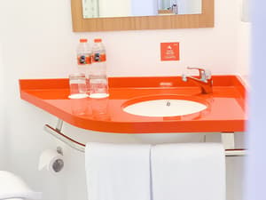 thumbnail: Bathroom sink