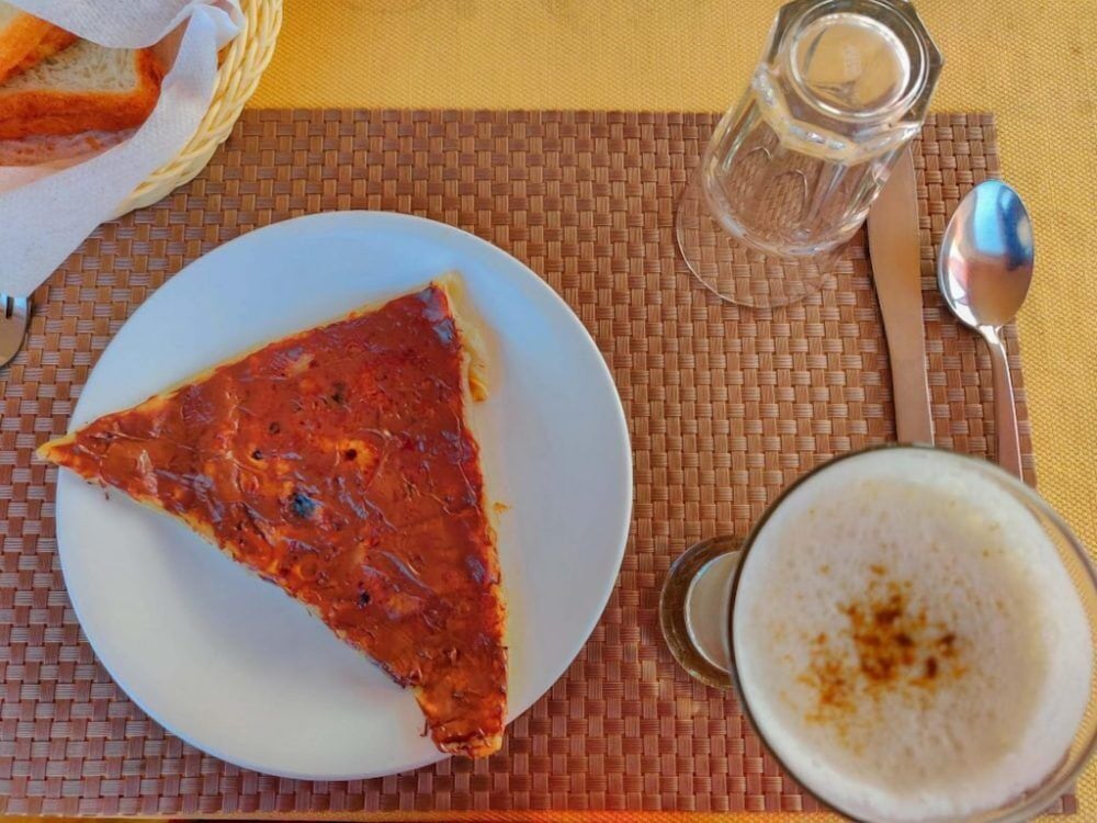 Breakfast meal