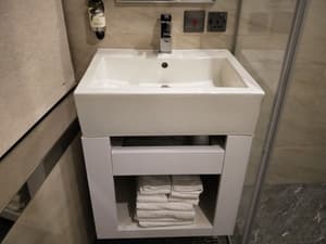 thumbnail: Bathroom