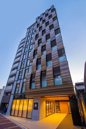 thumbnail: Exterior