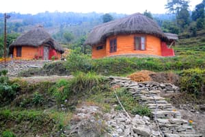 thumbnail: Front of property