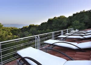 thumbnail: Sundeck