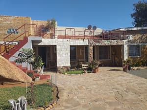 thumbnail: Property entrance