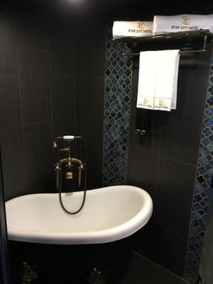 thumbnail: Bathroom shower