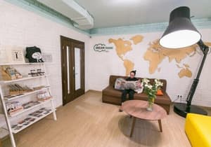 thumbnail: Lobby sitting area