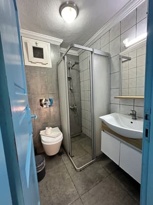 thumbnail: Bathroom