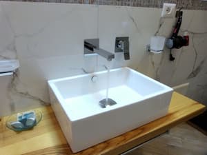 thumbnail: Bathroom sink