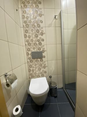 thumbnail: Bathroom
