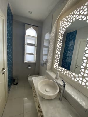 thumbnail: Bathroom