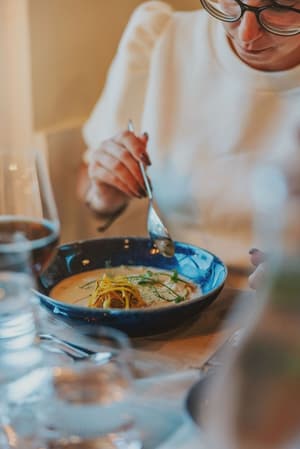 thumbnail: Restaurant