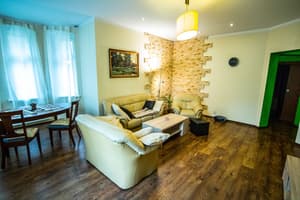 thumbnail: Living room