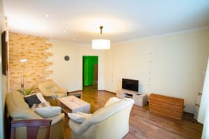 thumbnail: Living room