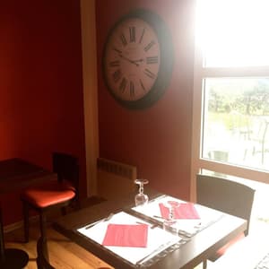 thumbnail: Restaurant