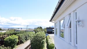 thumbnail: Exterior