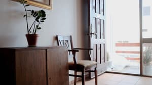 thumbnail: Interior entrance