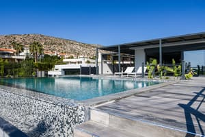 thumbnail: Outdoor pool