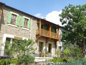 thumbnail: Exterior