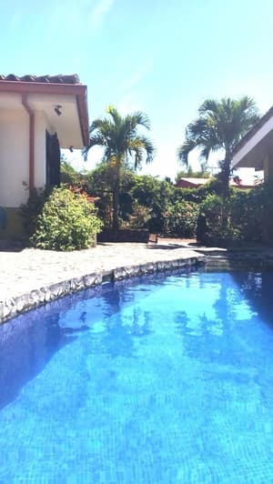 thumbnail: Pool