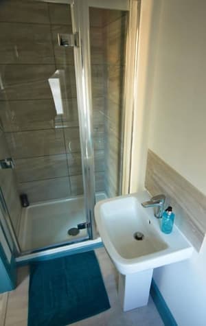 thumbnail: Bathroom sink