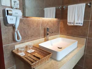 thumbnail: Bathroom
