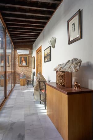 thumbnail: Interior