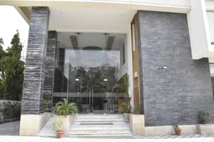 thumbnail: Property entrance