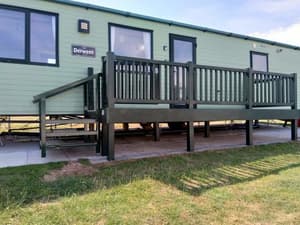 thumbnail: Front of property