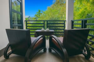 thumbnail: Terrace/patio