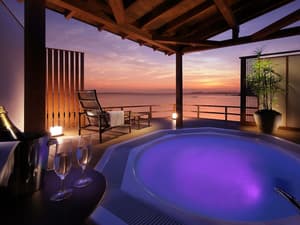 thumbnail: Hot springs