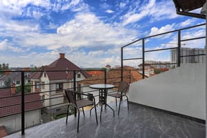 thumbnail: Terrace/patio