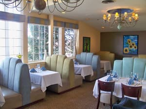 thumbnail: Restaurant