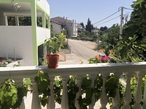 thumbnail: General view