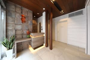 thumbnail: Exterior
