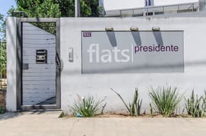 thumbnail: Front of property