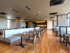 thumbnail: Restaurant