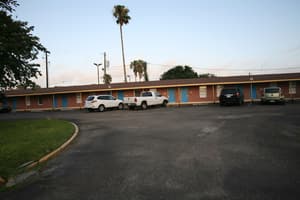 thumbnail: Exterior