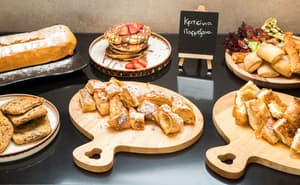 thumbnail: Breakfast buffet