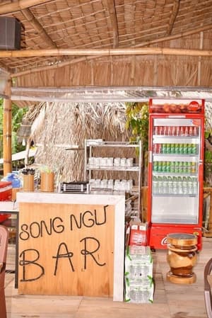 thumbnail: Bar (on property)