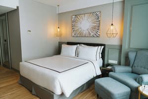 thumbnail: Room