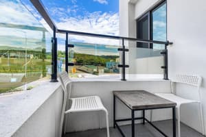 thumbnail: Balcony