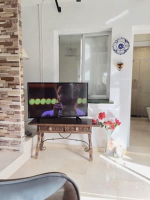 thumbnail: Interior