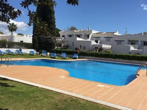 thumbnail: Pool