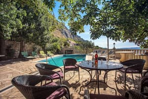 thumbnail: Terrace/patio