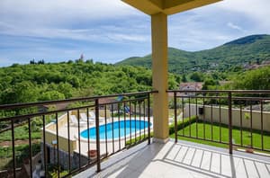 thumbnail: Balcony