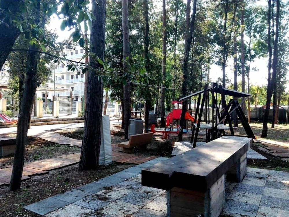 Children's play area - outdoor