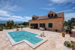 thumbnail: Outdoor pool