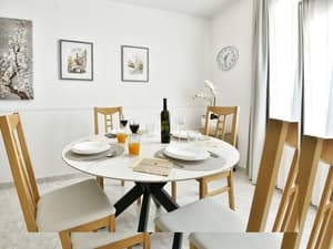 thumbnail: Dining