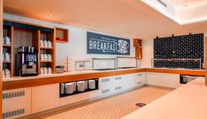 thumbnail: Breakfast area