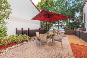 thumbnail: BBQ/picnic area