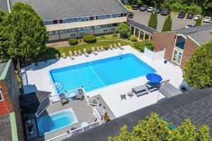 thumbnail: Pool